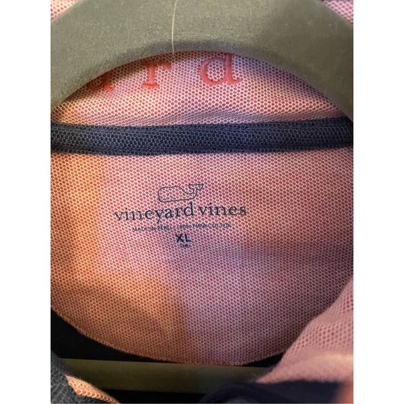 Vineyard Vines Sweatshirt (SZ XL) - Picture 3 of 4